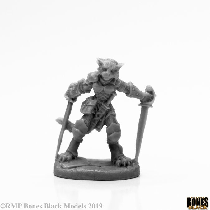 Reaper Bones Miniatures: Shadoweyes, Catfolk Rogue | Gamer Loot